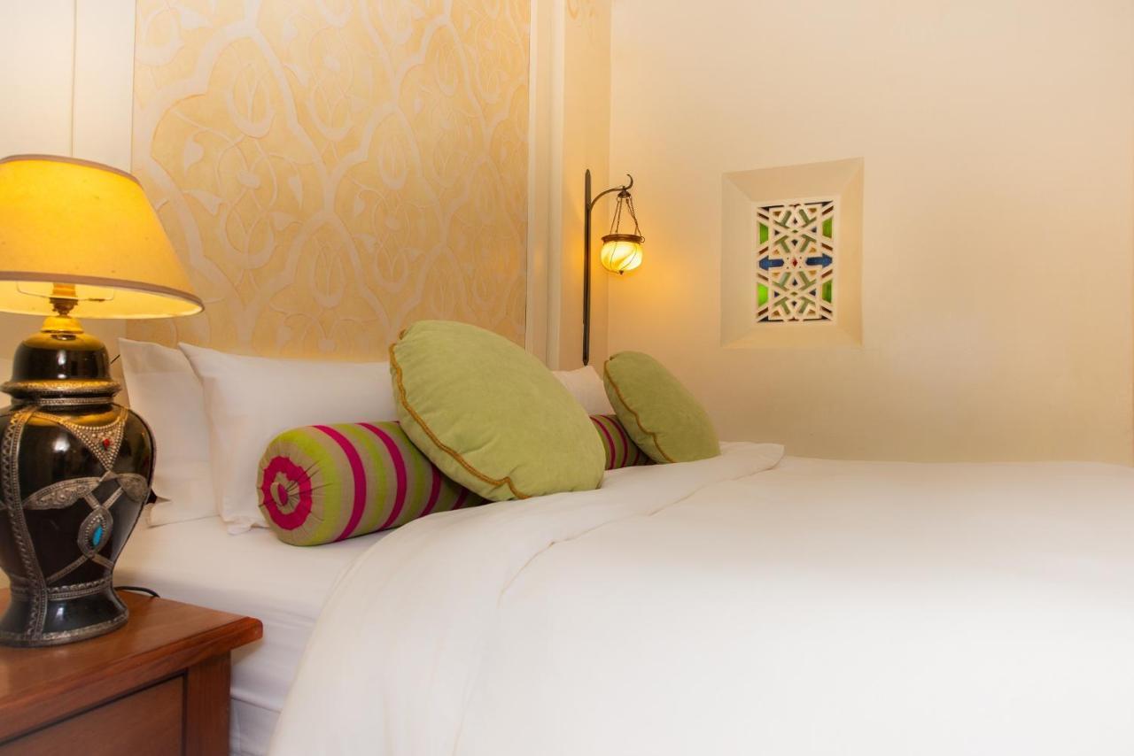Lombardy Boutique Hotel & Conference Venue Претория Екстериор снимка